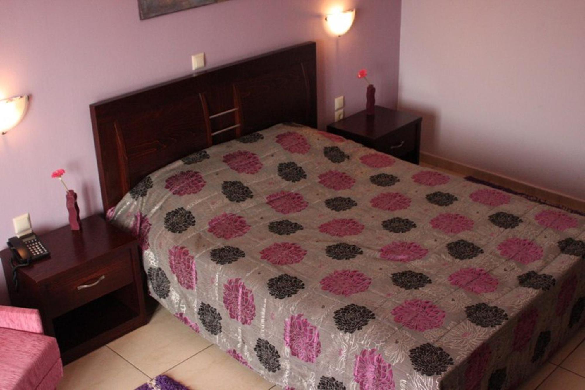 Lozitsi Hotel Véria Kültér fotó