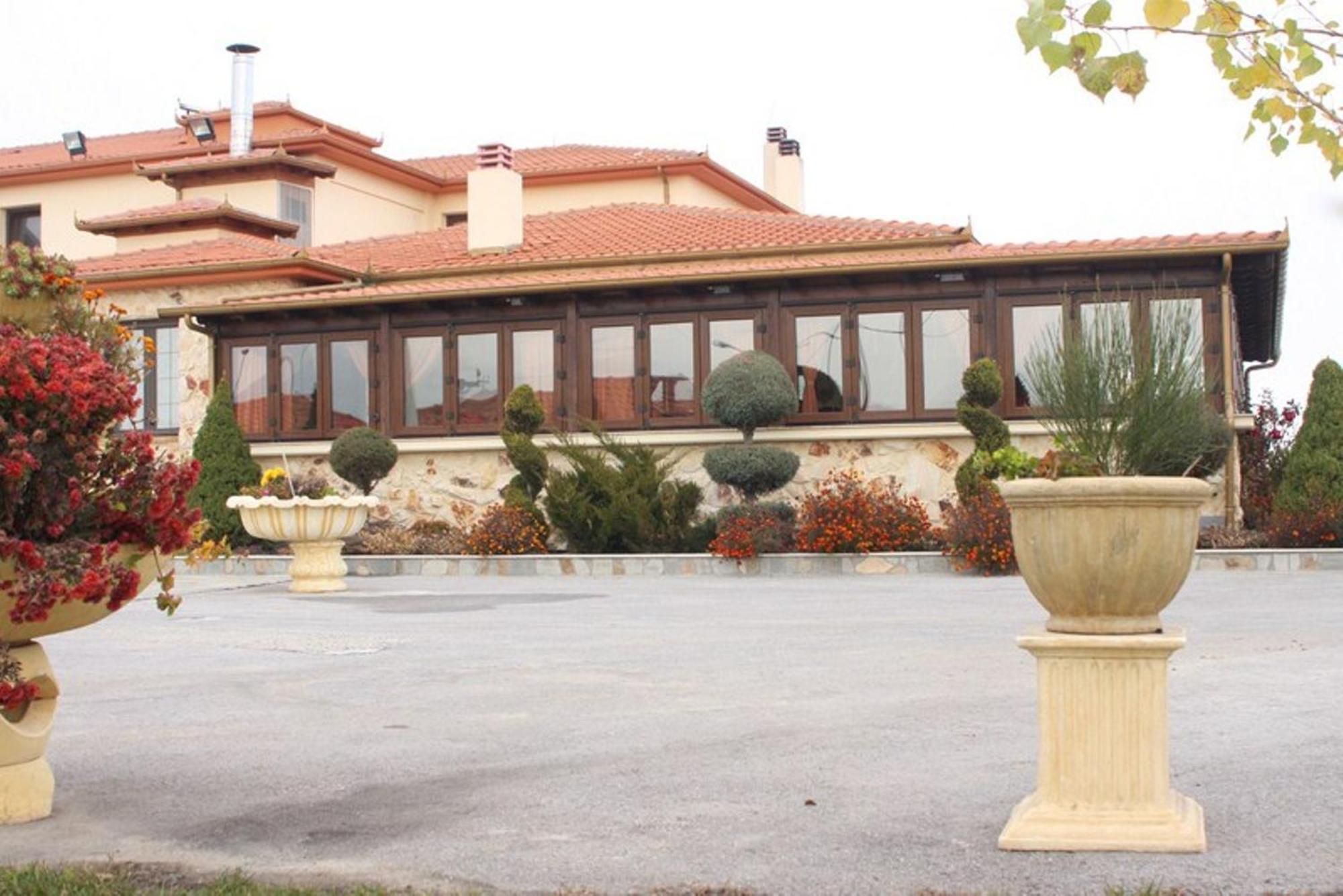 Lozitsi Hotel Véria Kültér fotó